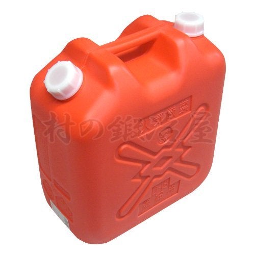 至って普通の灯油タンクが2個セットです！灯油ポリタンク 18L×2個組