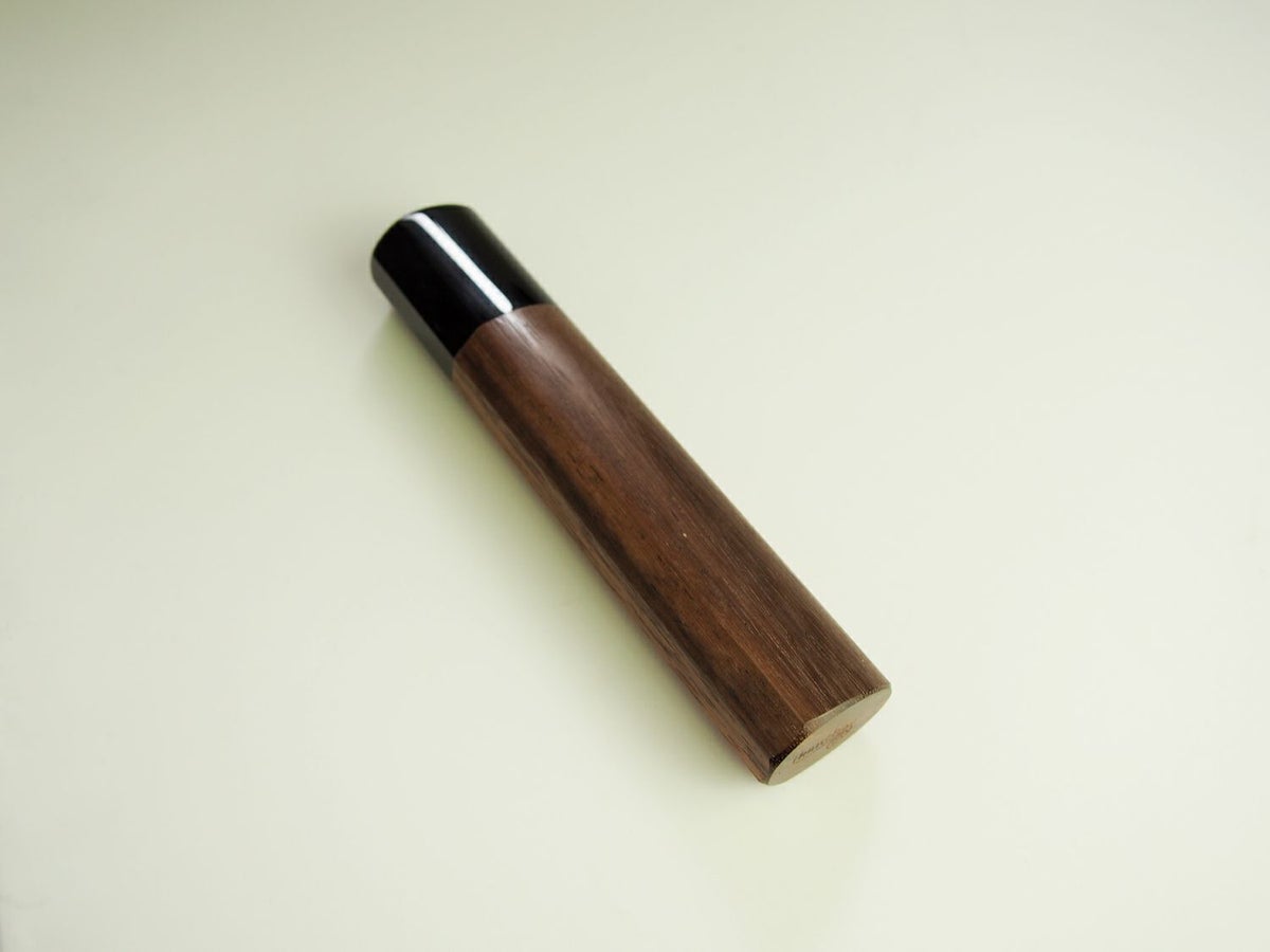 【頑張って送料無料！】【燕三条製】カネコ総業包丁柄黒水牛桂型変わり紫檀ペティ710071高級木柄の証、水牛桂耐朽性の高い紫檀ネコポス配送のため代引き、日時指定不可